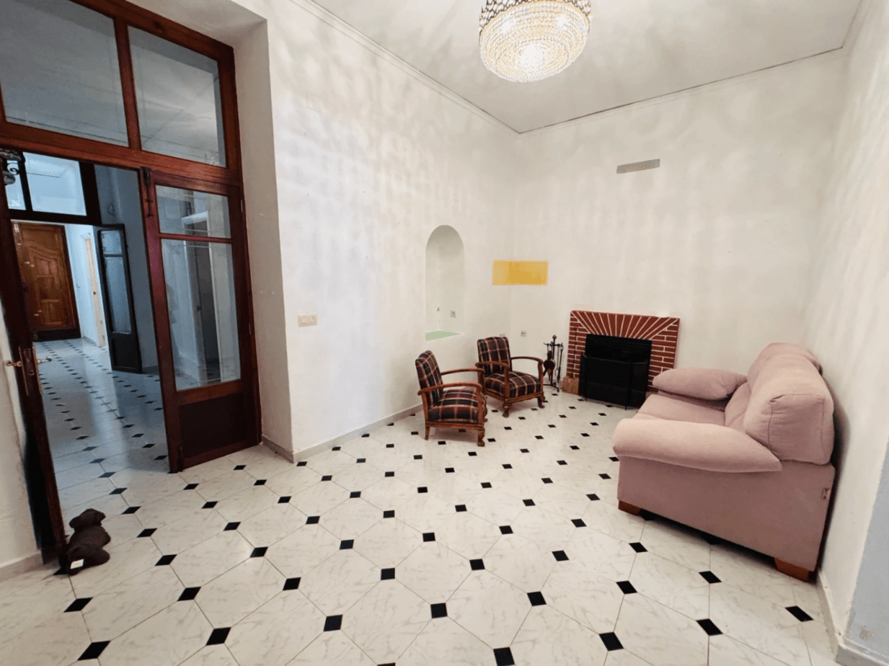 Piso en planta baja con patio en pleno centro histórico de Denia