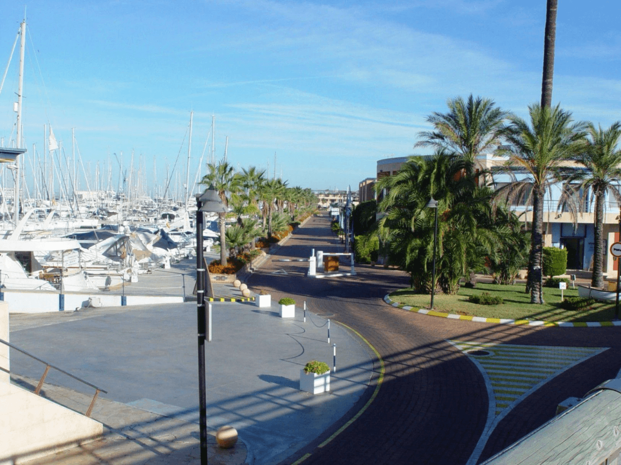 Edificio para inversión en La Pedrera a Denia