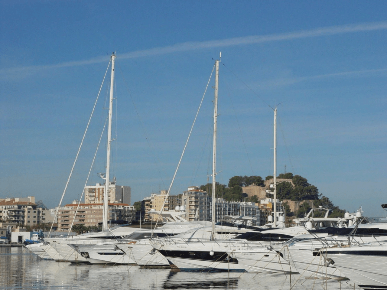 Edificio para inversión en La Pedrera a Denia