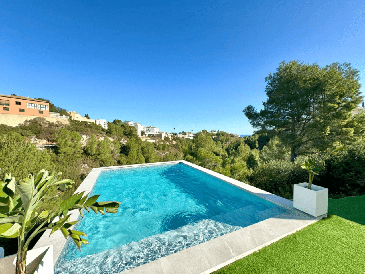 Villa til salg i Denia, Alicante