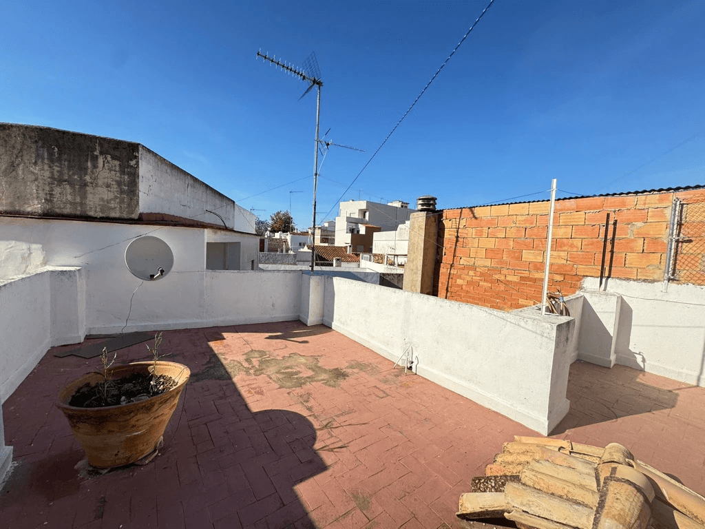 Casa de pueblo en centro de Pego