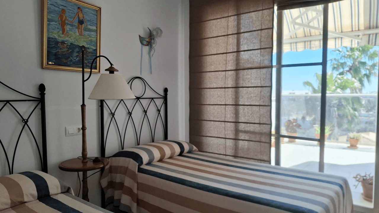 ATICO DUPLEX CON VISTAS AL MAR