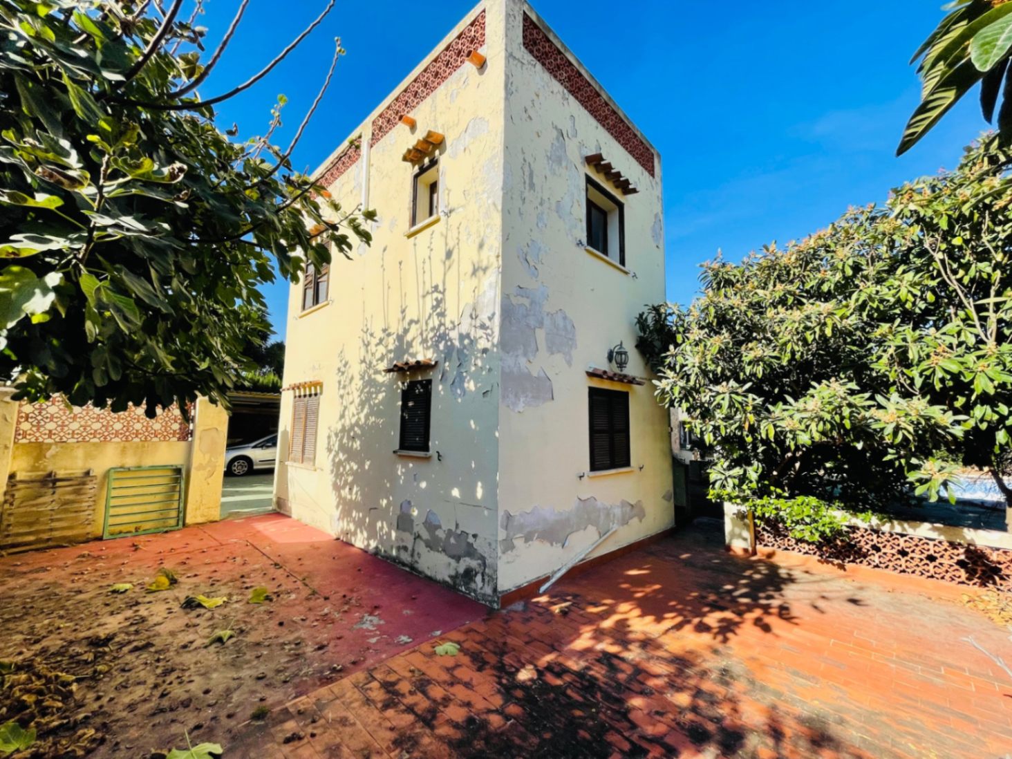 Chalet en Denia con apartamento invitados en Montgó