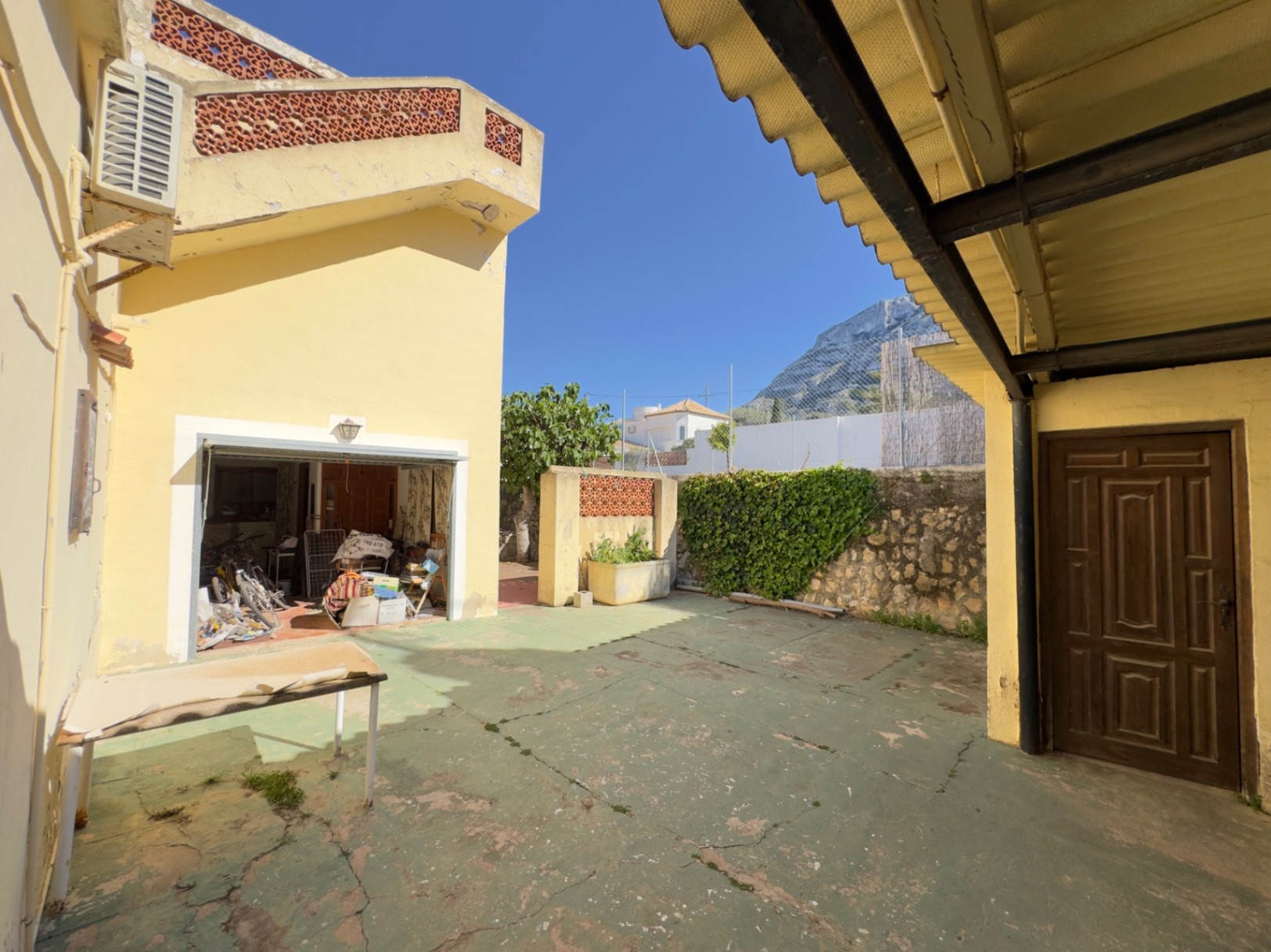 Chalet en Denia con apartamento invitados en Montgó