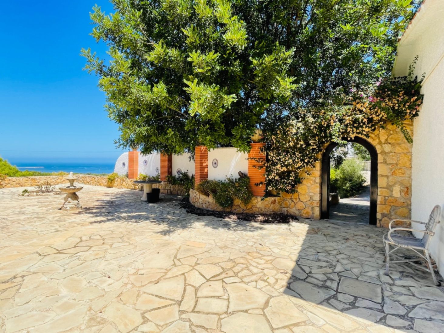 Chalet en Las Rotas con vistas panorámicas al mar y montaña