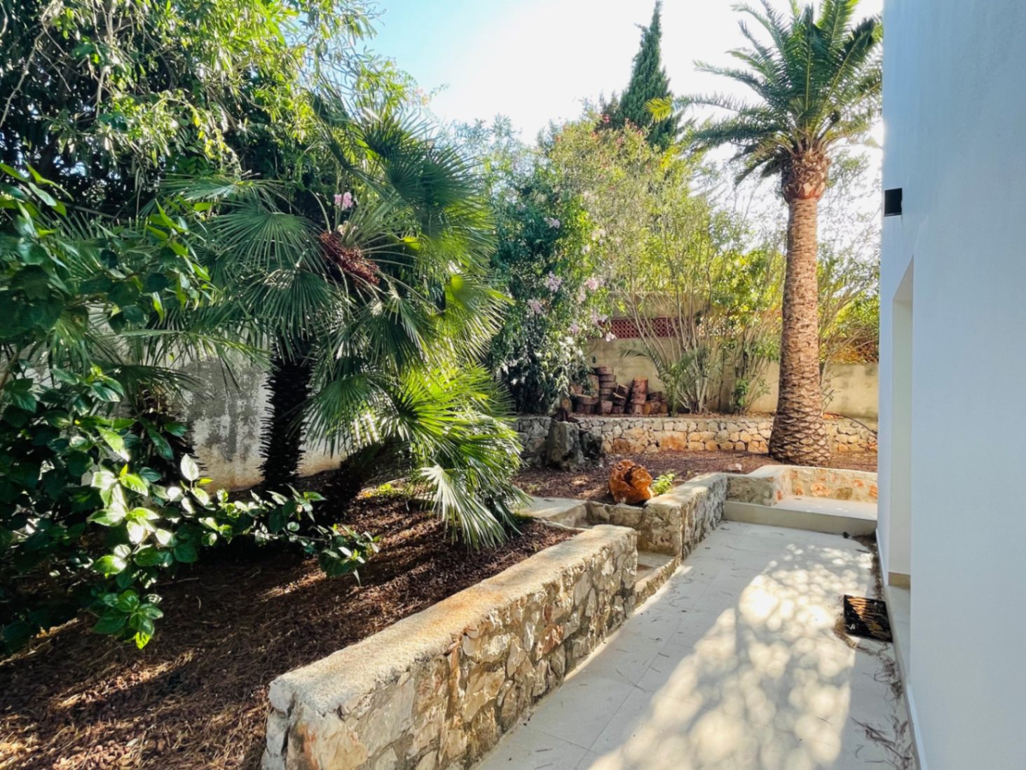 Chalet independiente en Las Marquesas en Denia con piscina privada.