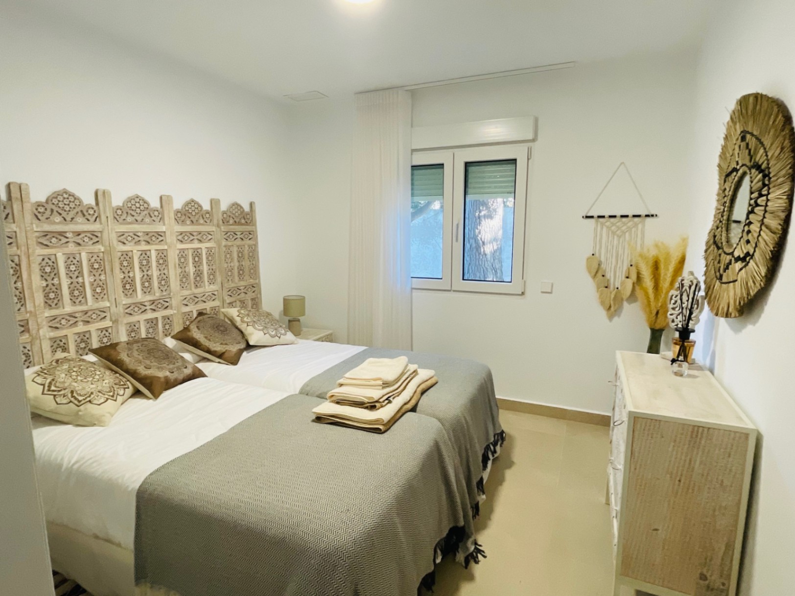 Chalet independiente en Las Marquesas en Denia con piscina privada.