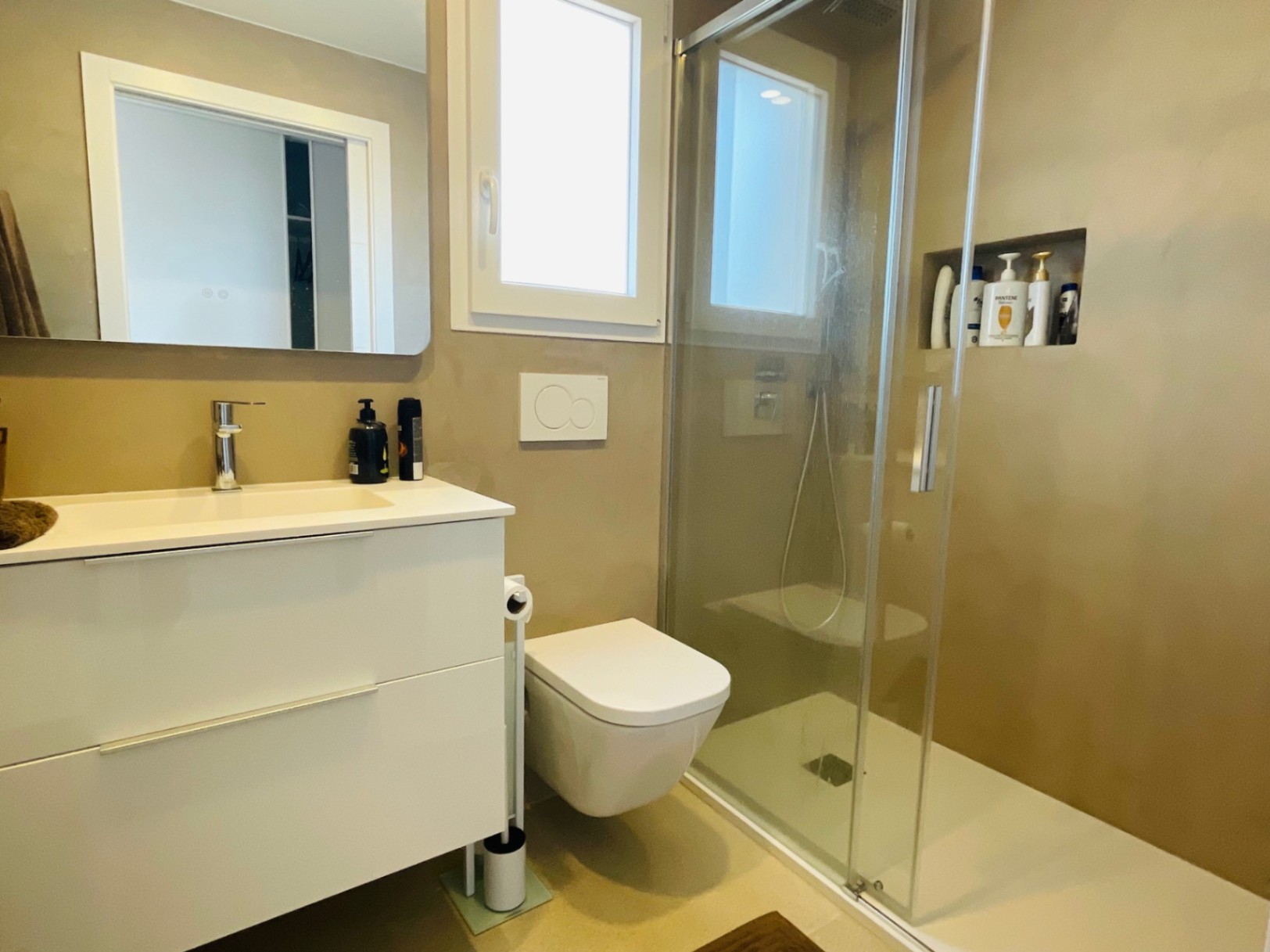 Chalet independiente en Las Marquesas en Denia con piscina privada.