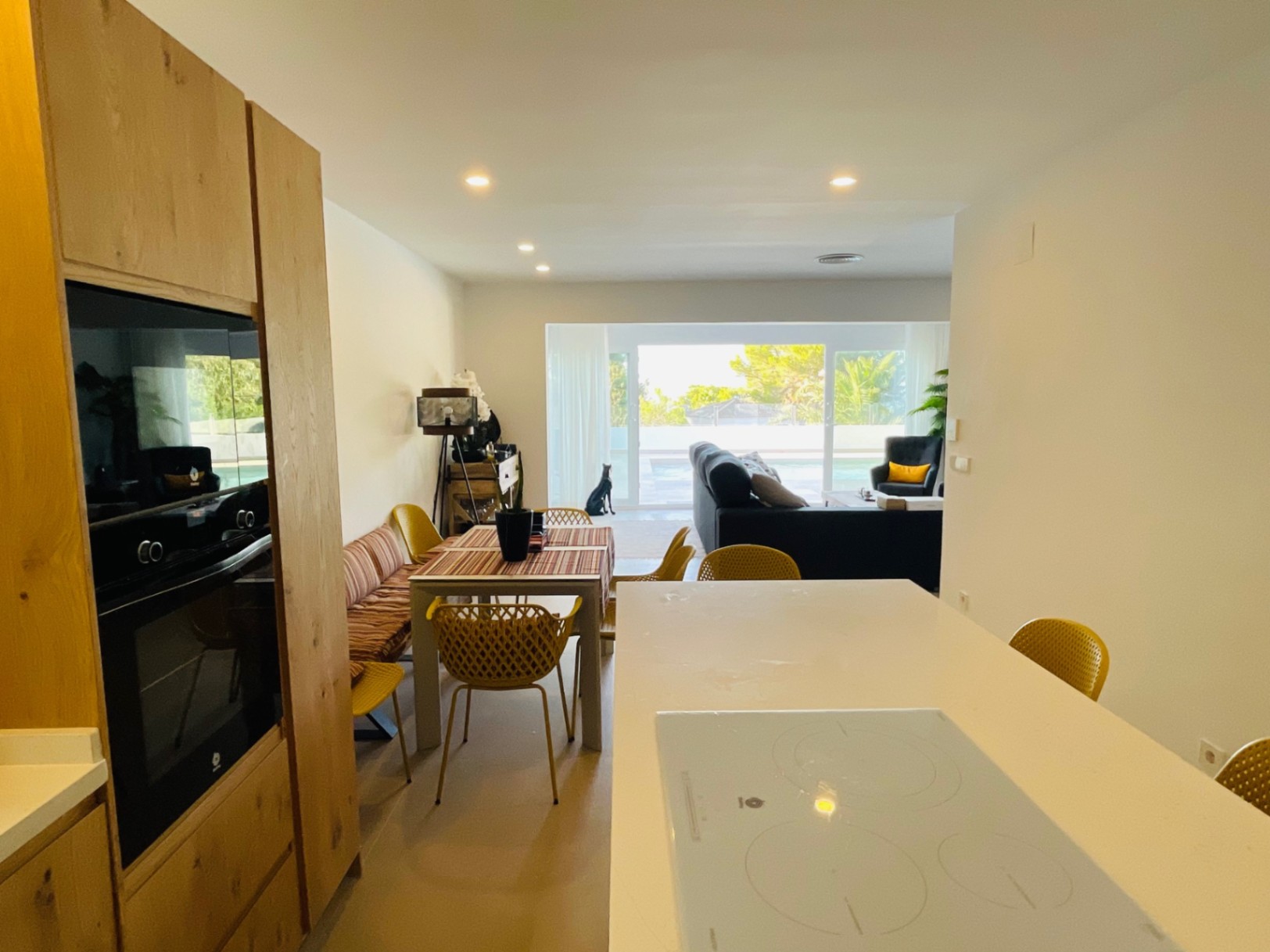 Chalet independiente en Las Marquesas en Denia con piscina privada.