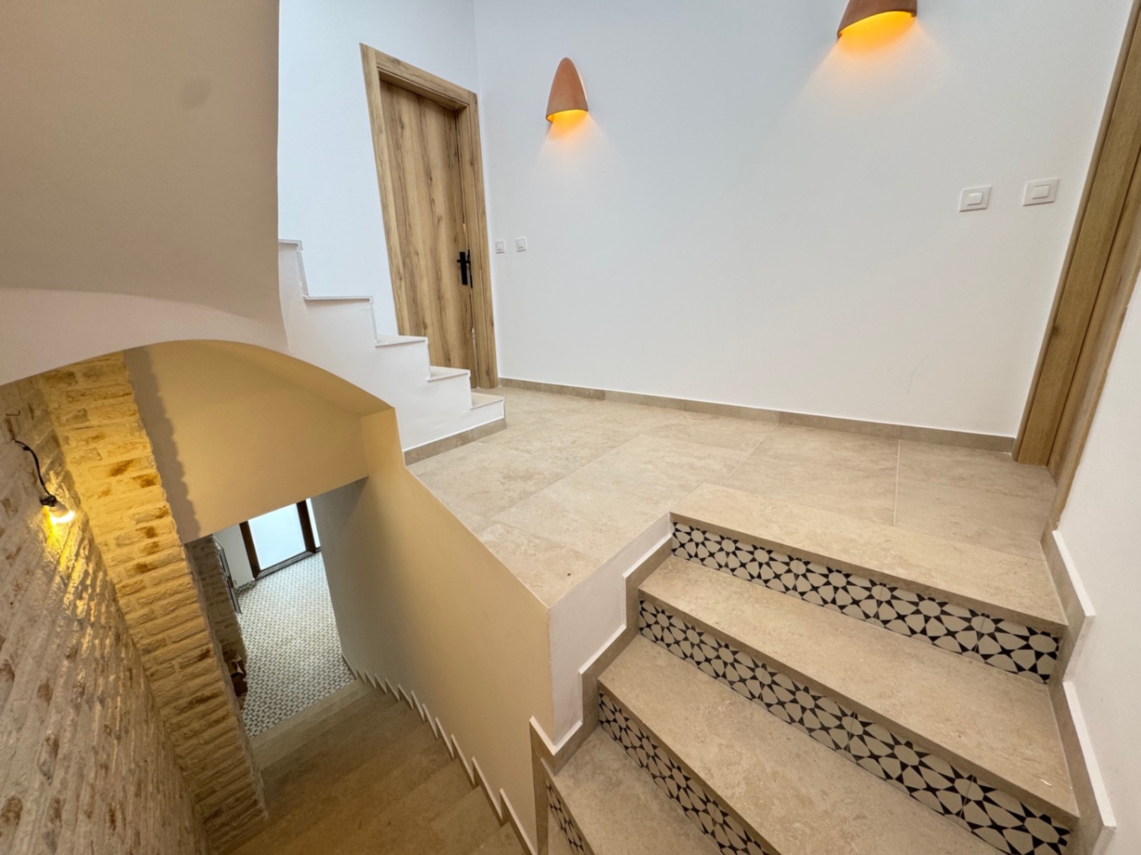 Casa de pueblo en centro Oliva con 3 viviendas dentro