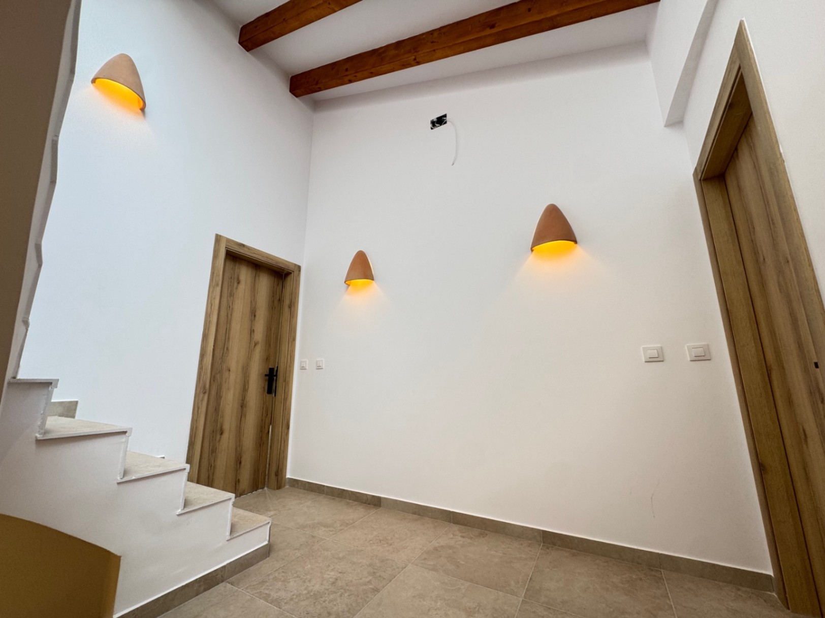 Casa de pueblo en centro Oliva con 3 viviendas dentro